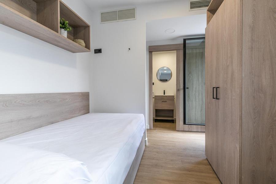 Micampus Madrid Sinesio Delgado Student Residence מראה חיצוני תמונה