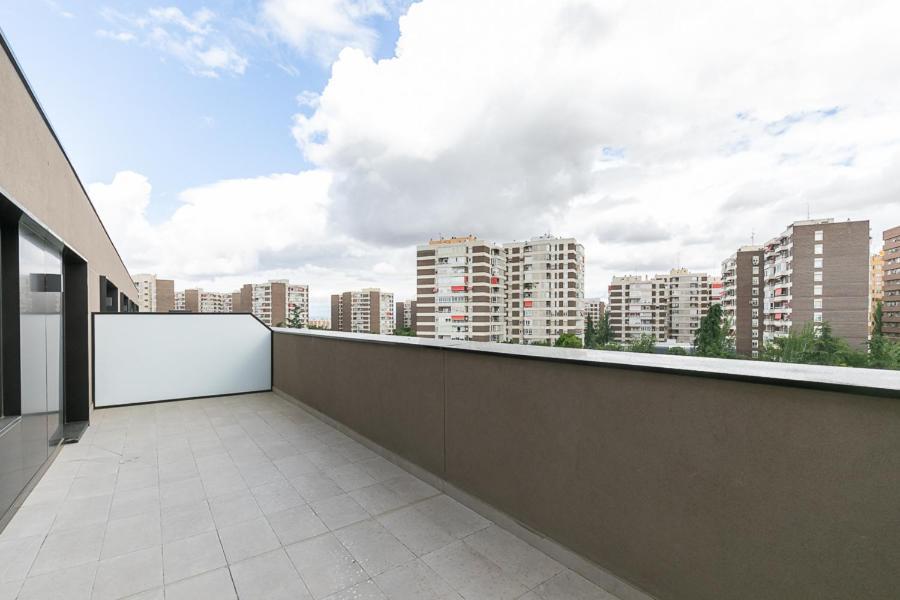 Micampus Madrid Sinesio Delgado Student Residence מראה חיצוני תמונה