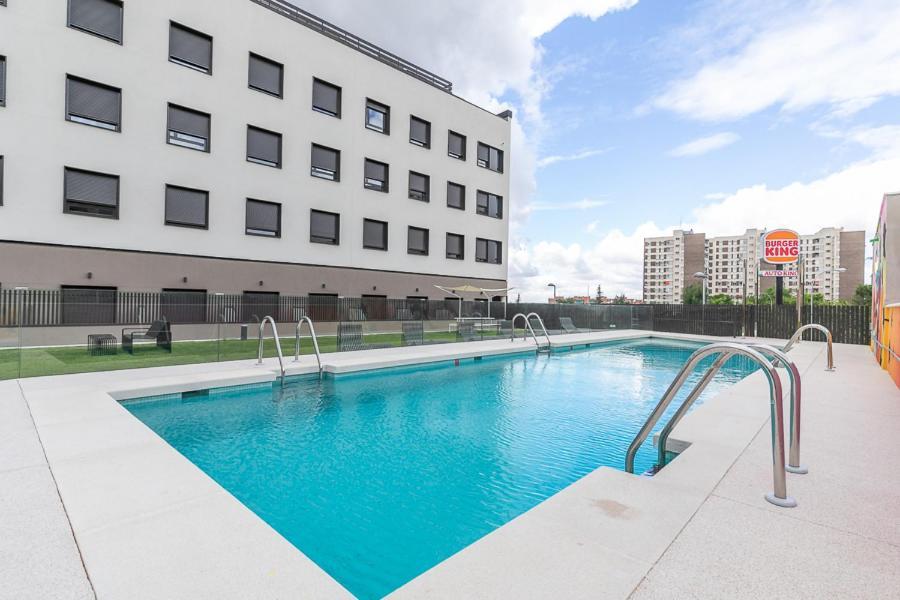 Micampus Madrid Sinesio Delgado Student Residence מראה חיצוני תמונה