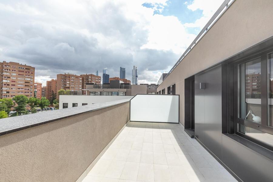 Micampus Madrid Sinesio Delgado Student Residence מראה חיצוני תמונה